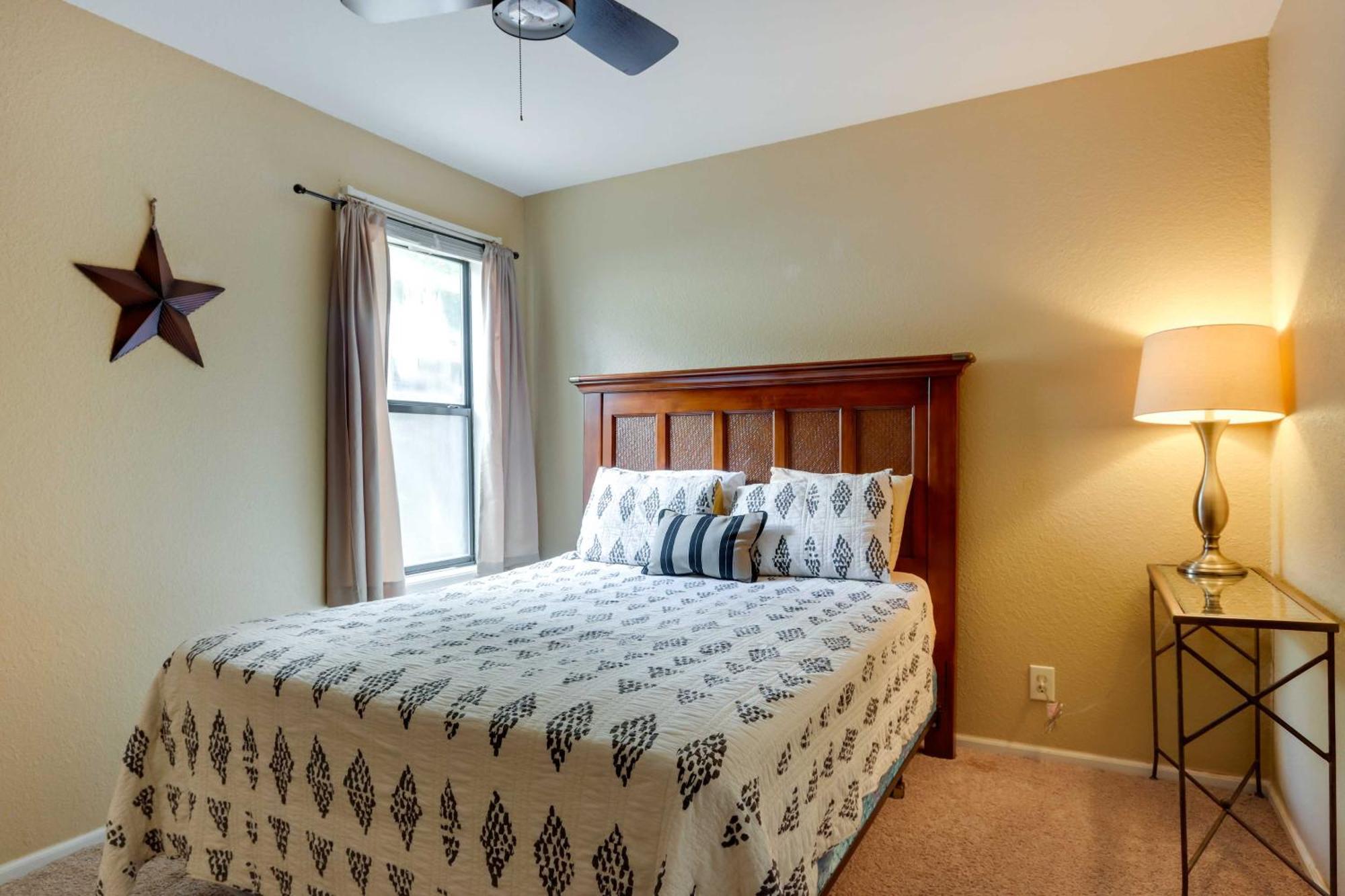 Lakefront Osage Beach Condo With Community Pool Buitenkant foto